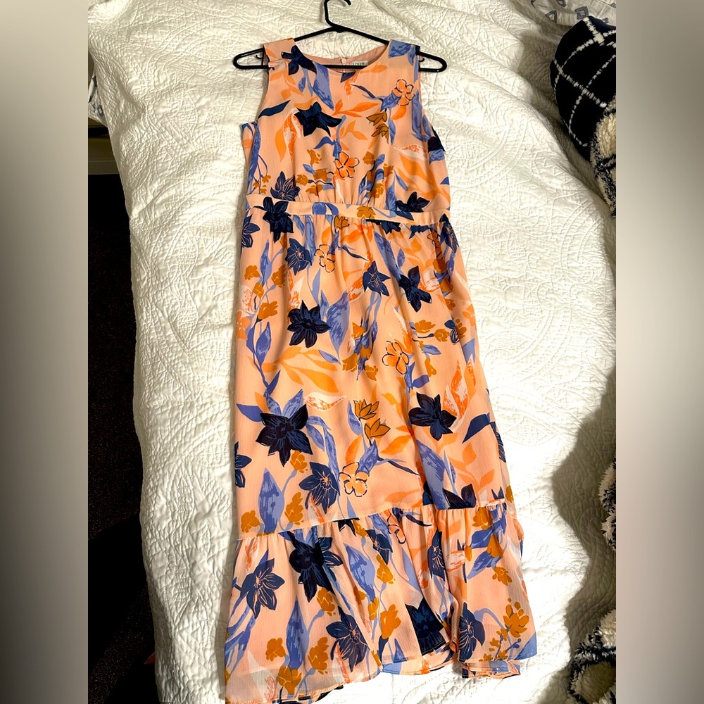 Floral Sleeveless Maxi Dress - Peach and Navy